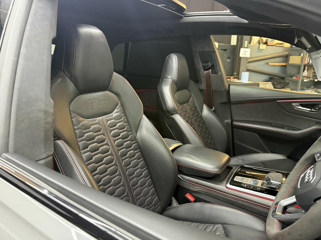 Audi RSQ8 Estate Black #12