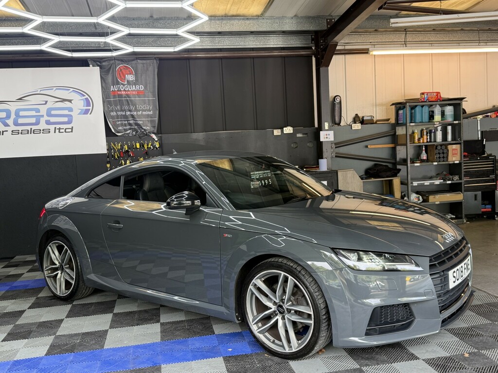 Audi TT 1.8 Tfsi Black Edition 2018 Grey #6