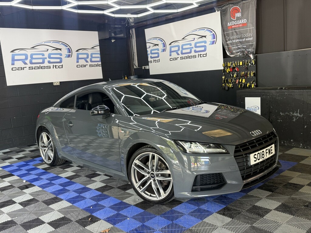 Audi TT 1.8 Tfsi Black Edition 2018 Grey