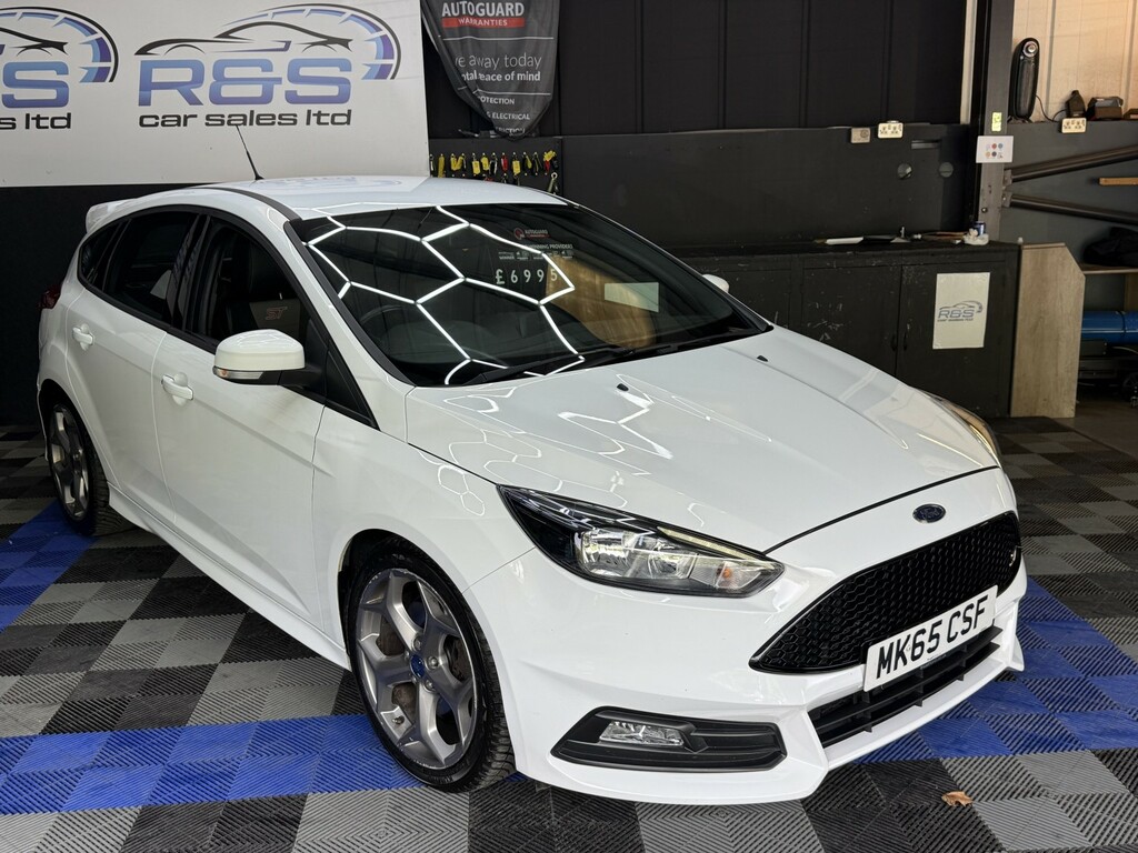 Ford Focus 1.5 Zetec Tdci 118 Bhp Black #14