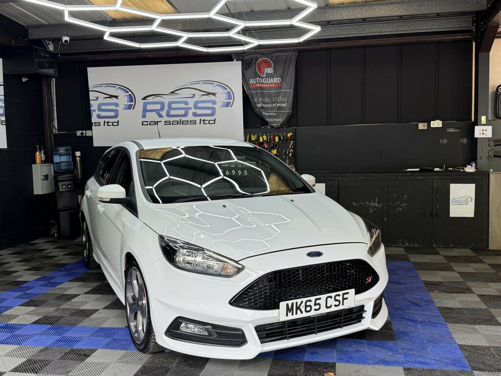 Ford Focus 1.5 Zetec Tdci 118 Bhp Black #7