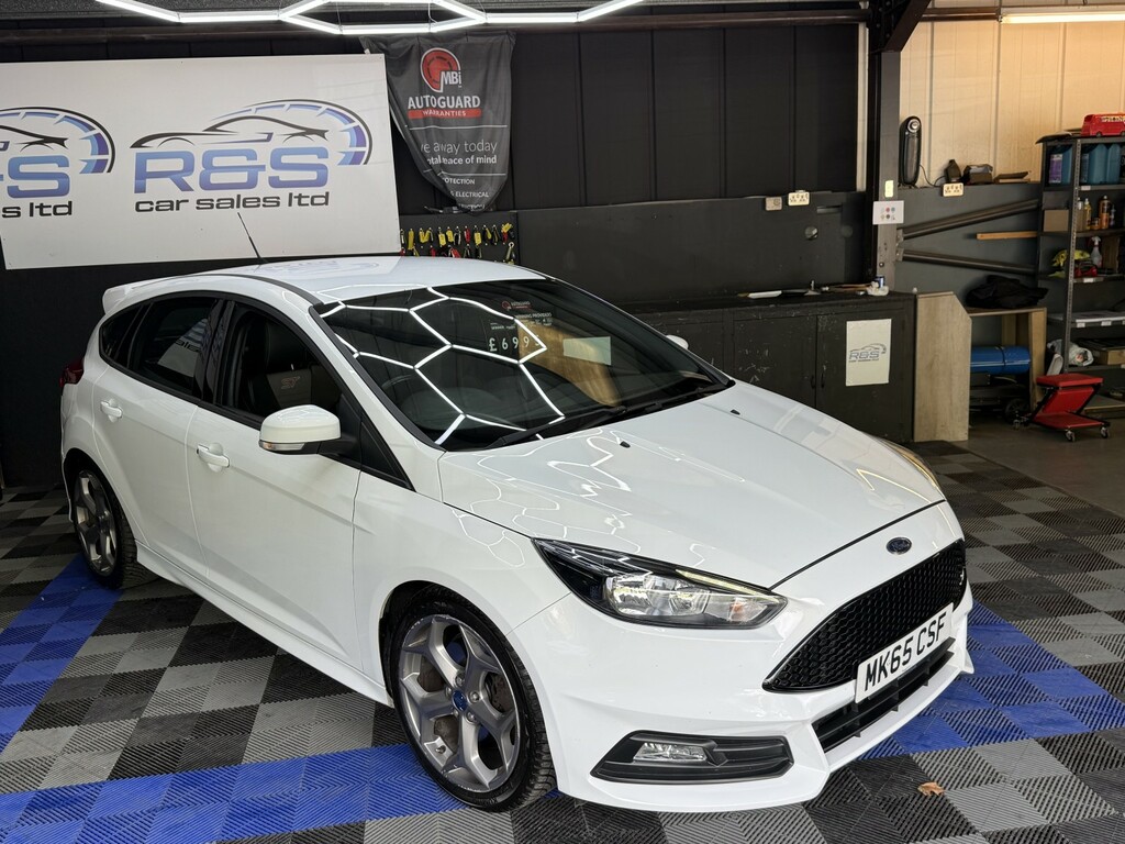 Ford Focus 1.5 Zetec Tdci 118 Bhp Black #17