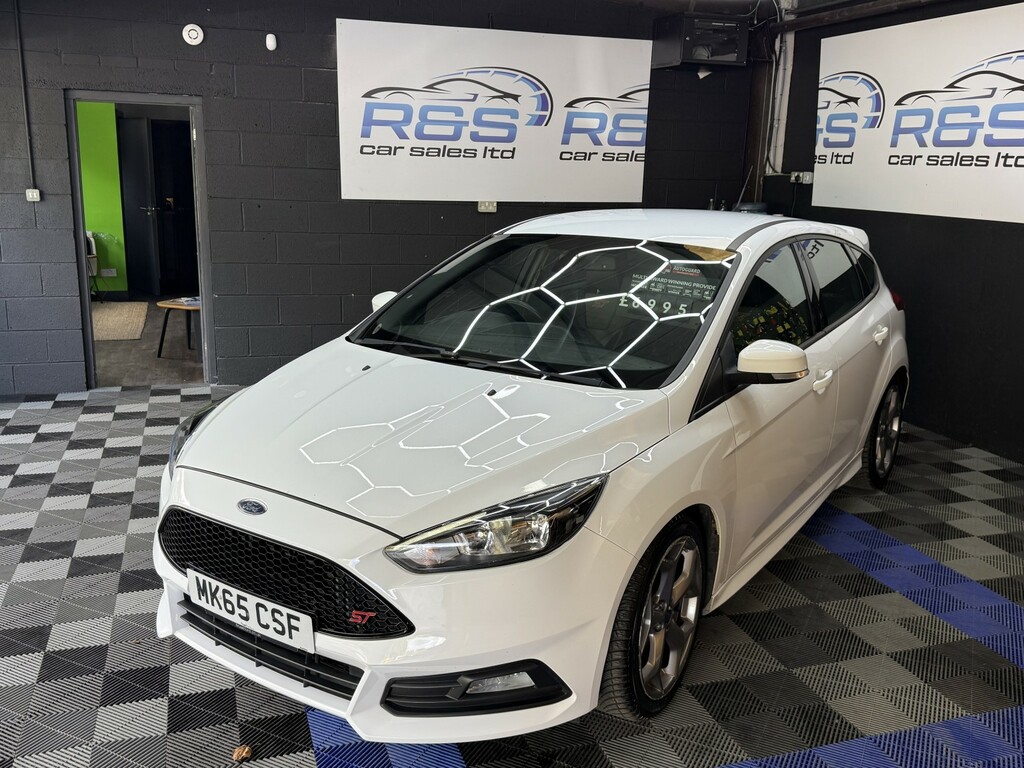 Ford Focus 1.5 Zetec Tdci 118 Bhp Black #16