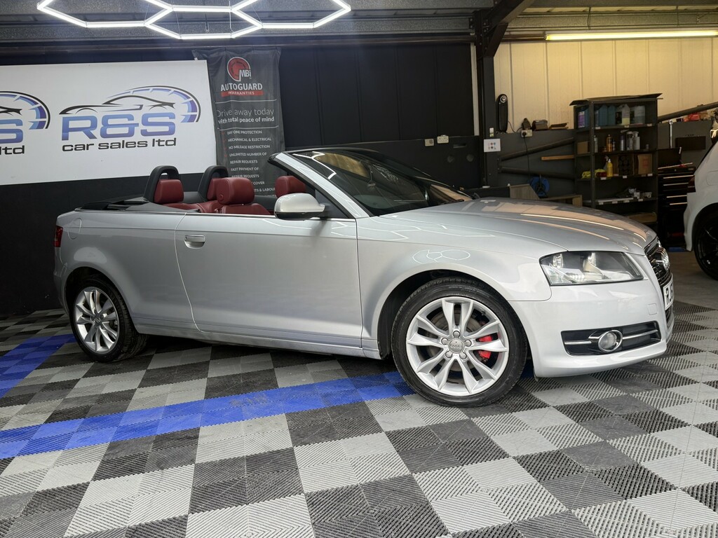 Audi A3 Cabriolet 1.6 Tdi Sport 2011 Silver #2