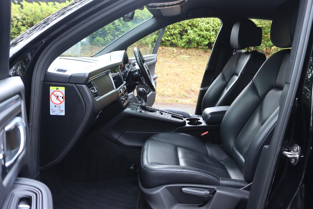 Porsche Macan 2.0T Pdk 4Wd Euro 6 Ss LO68BHE Black #6
