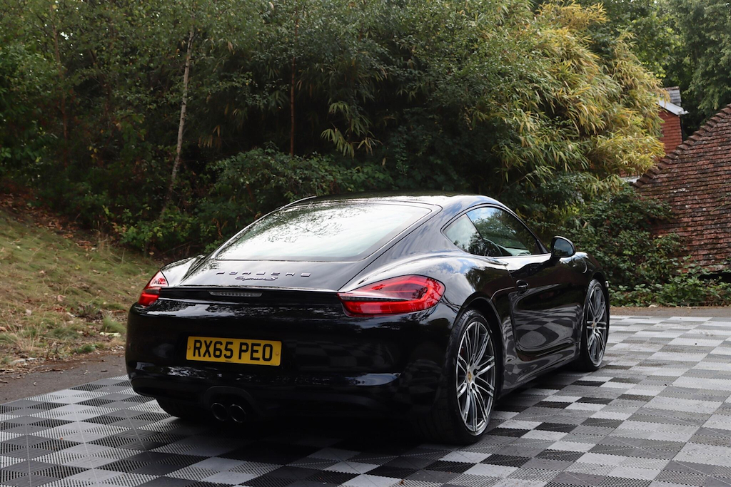 Porsche Cayman Coupe White #44