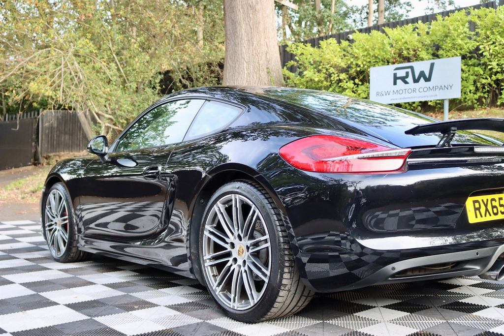 Porsche Cayman Coupe White #32
