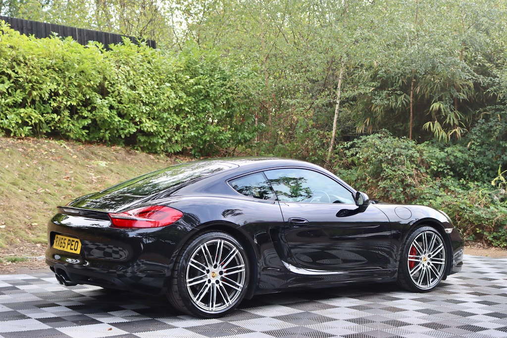 Porsche Cayman Coupe White #46