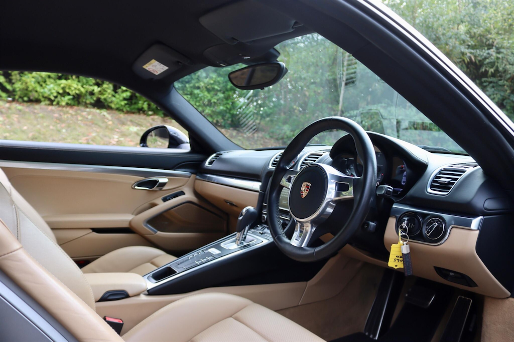 Porsche Cayman Coupe White #47