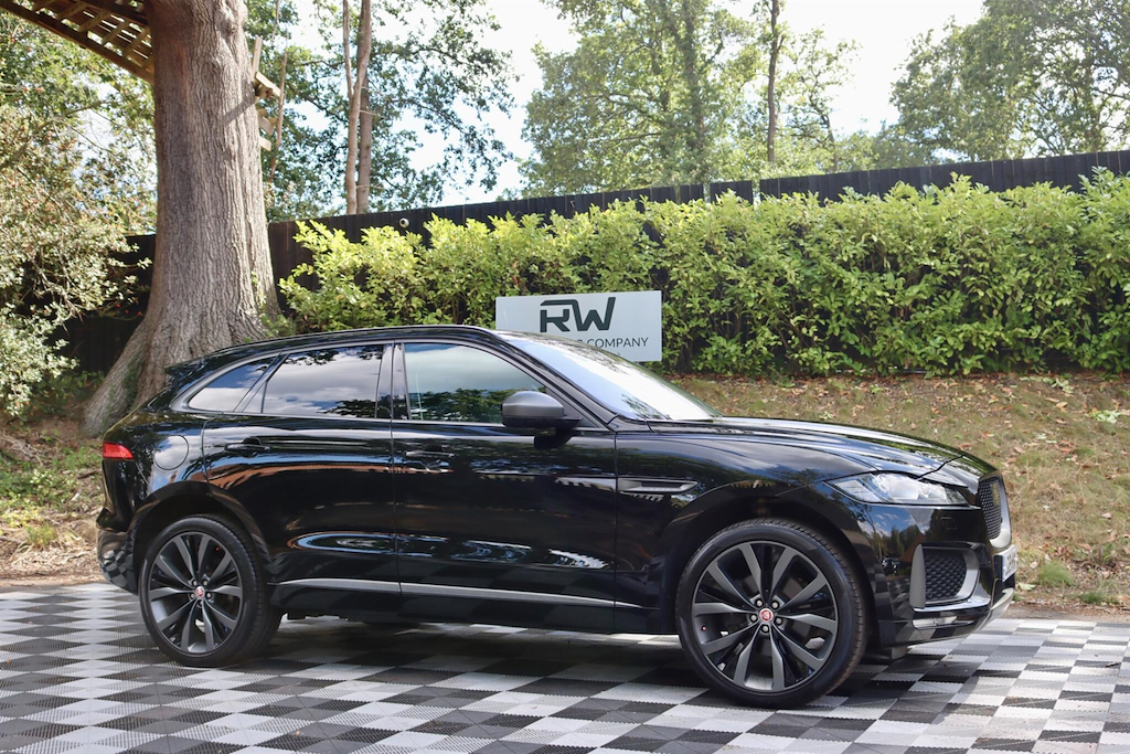 Jaguar F-Pace Prestige Silver #27