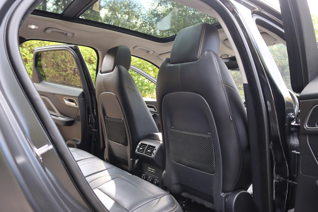 Jaguar F-Pace Prestige Silver #39