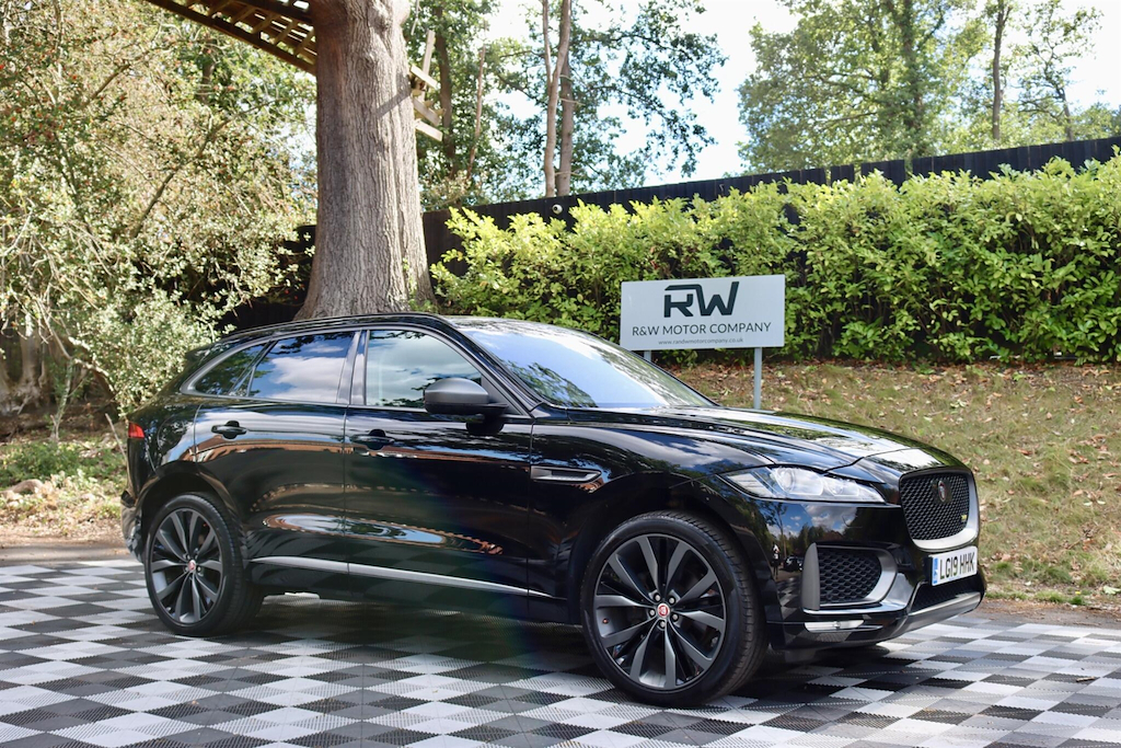 Jaguar F-Pace Prestige Silver #13
