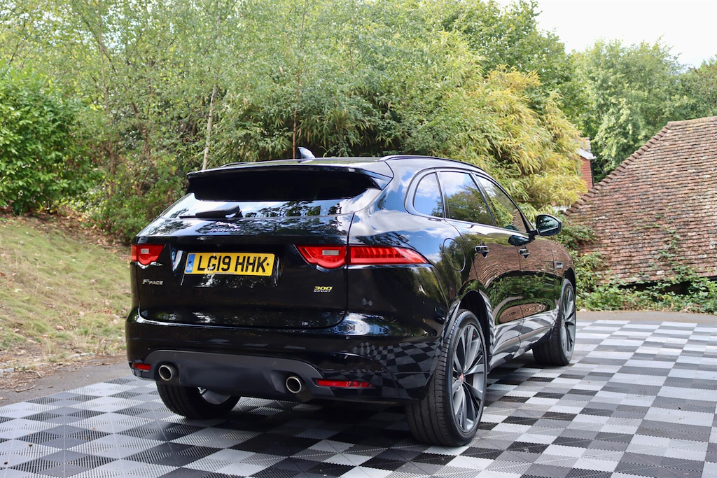 Jaguar F-Pace Prestige Silver #26