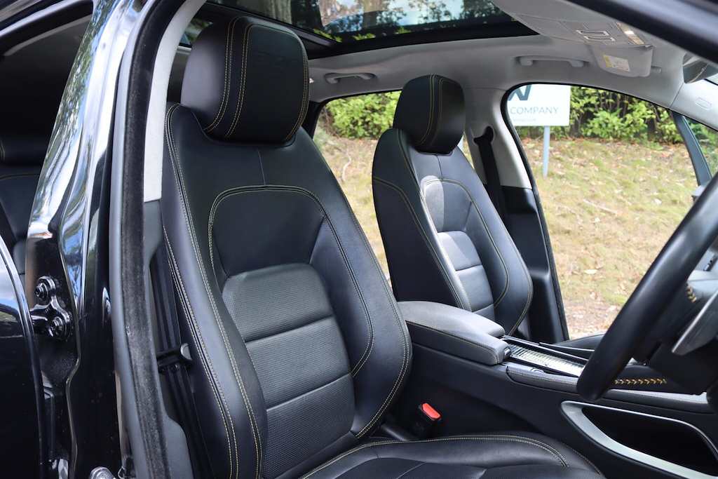 Jaguar F-Pace 2.0 P300 300 Sport Suv Awd Euro 6 Black #4