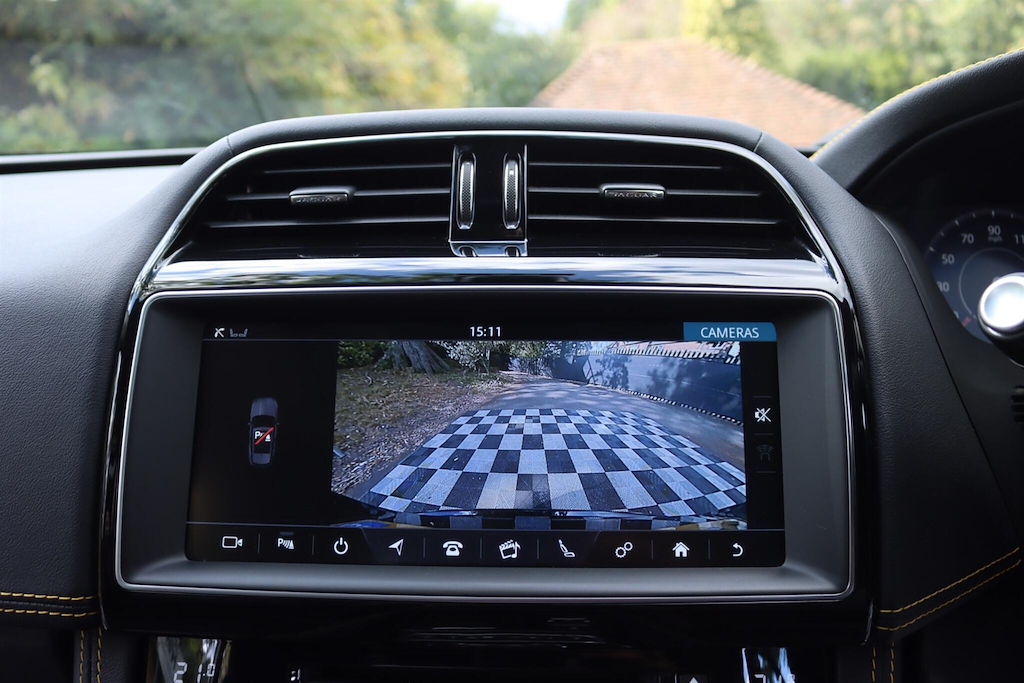 Jaguar F-Pace Prestige Silver #50