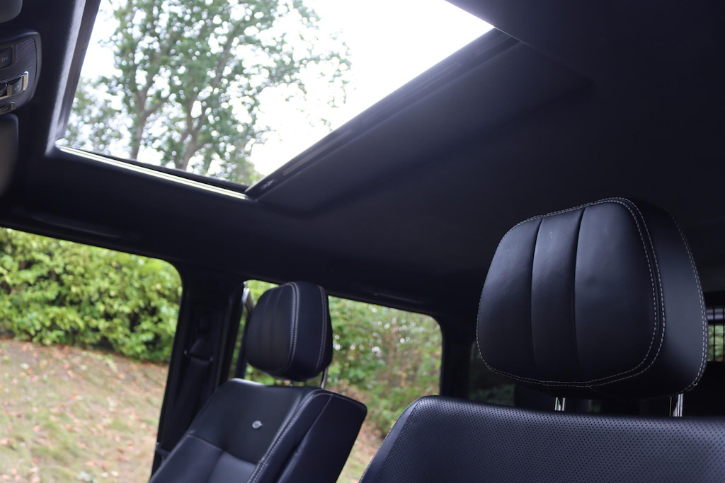 Mercedes-Benz G Class Black #14