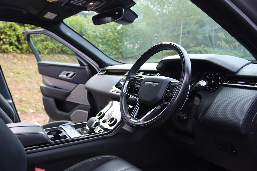 Land Rover Range Rover Velar R-dynamic Silver #44