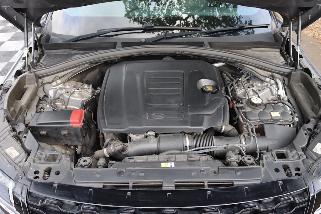 Land Rover Range Rover Velar R-dynamic Silver #82