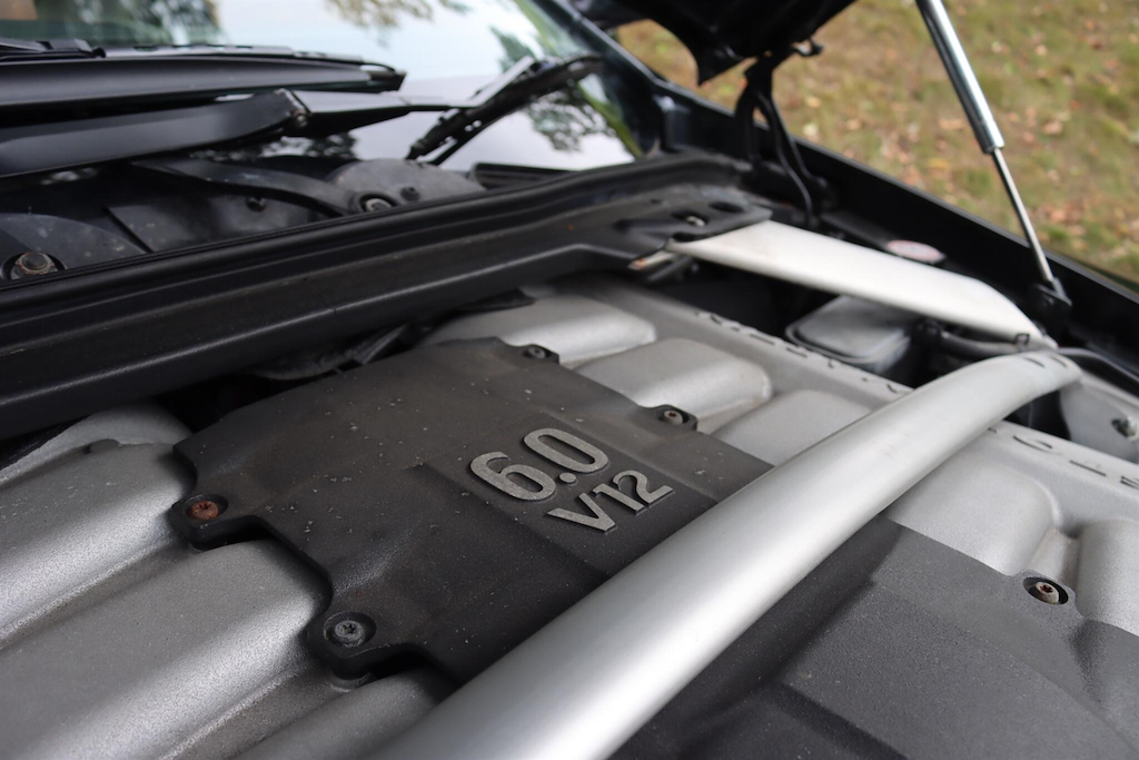 Aston Martin DB9 Aston Martin Db9 5.9 Seq #80