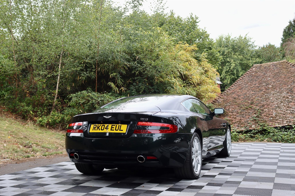 Aston Martin DB9 Aston Martin Db9 5.9 Seq #46