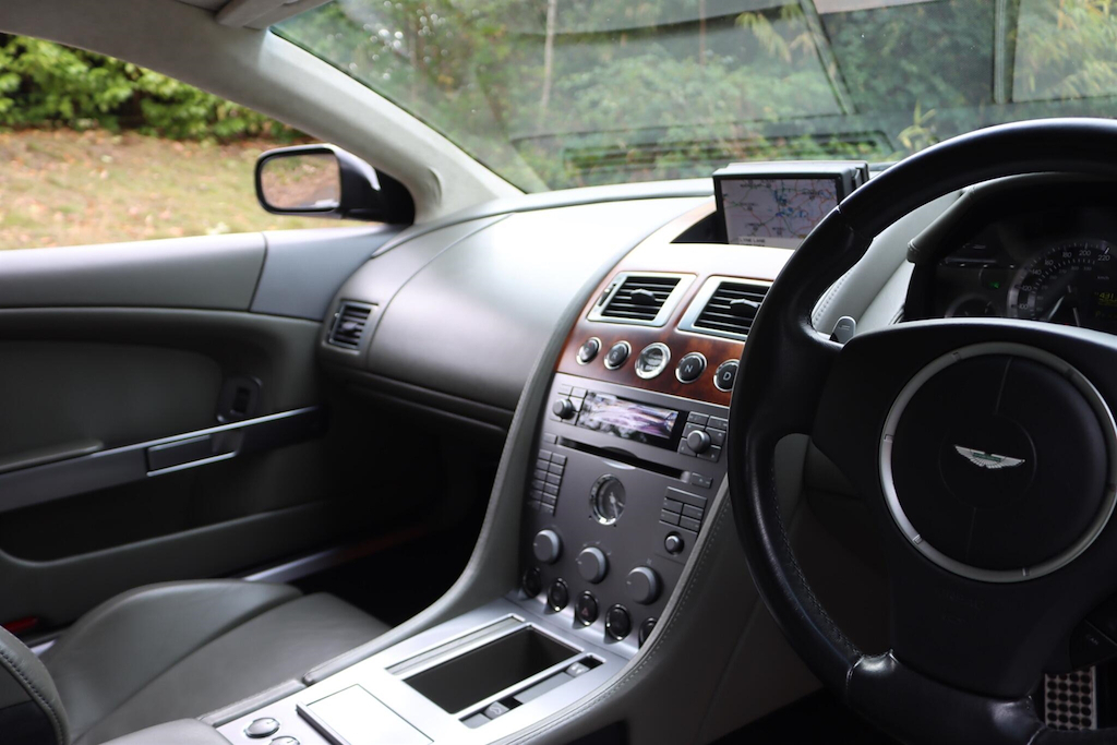 Aston Martin DB9 Aston Martin Db9 5.9 Seq #49