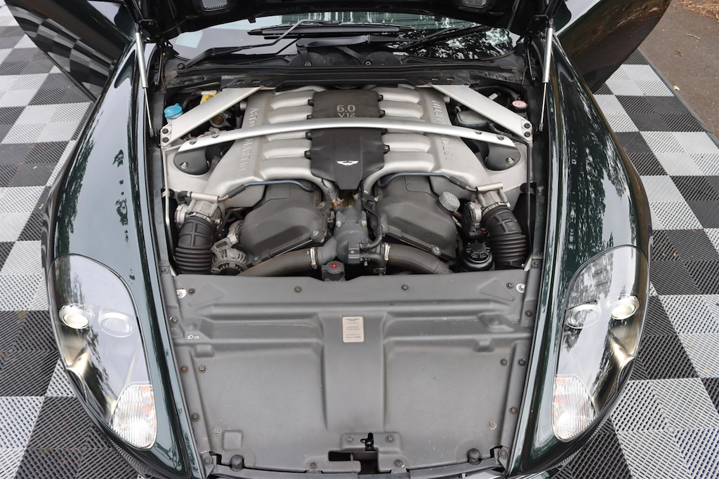 Aston Martin DB9 Aston Martin Db9 5.9 Seq #59
