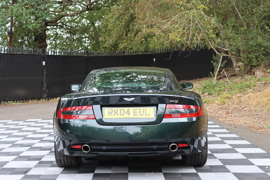 Aston Martin DB9 Aston Martin Db9 5.9 Seq #37
