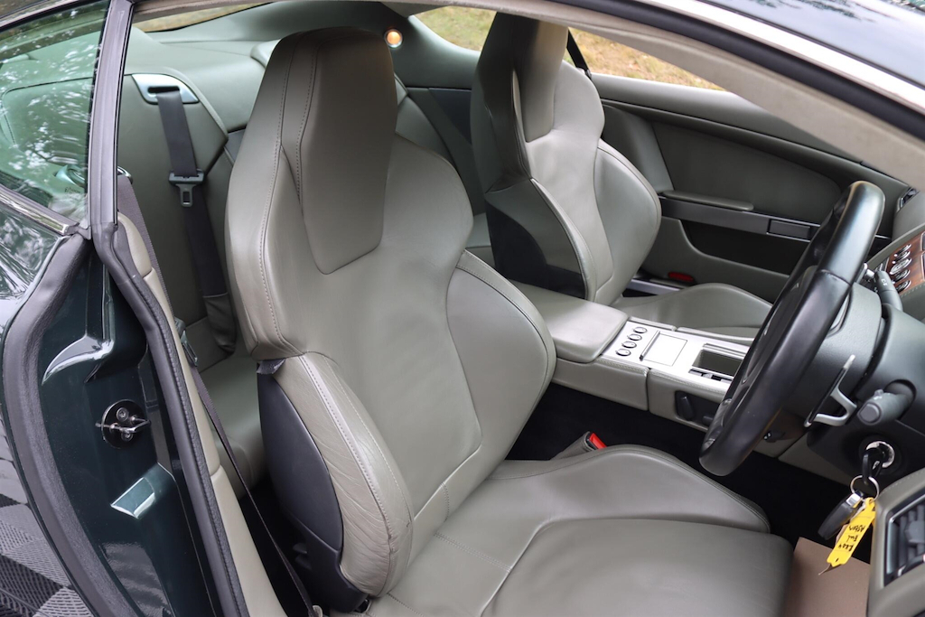 Aston Martin DB9 Aston Martin Db9 5.9 Seq #8