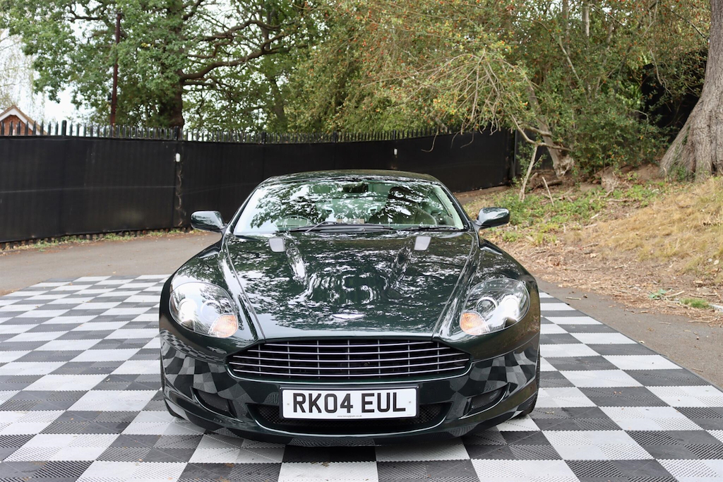 Aston Martin DB9 Aston Martin Db9 5.9 Seq #30