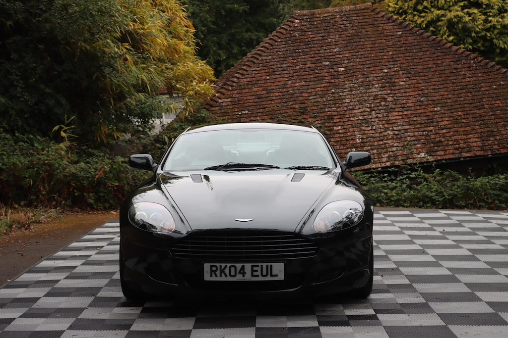 Aston Martin DB9 Aston Martin Db9 5.9 Seq #14