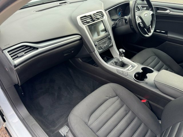Ford Mondeo Tdci Econetic Zetec White #12
