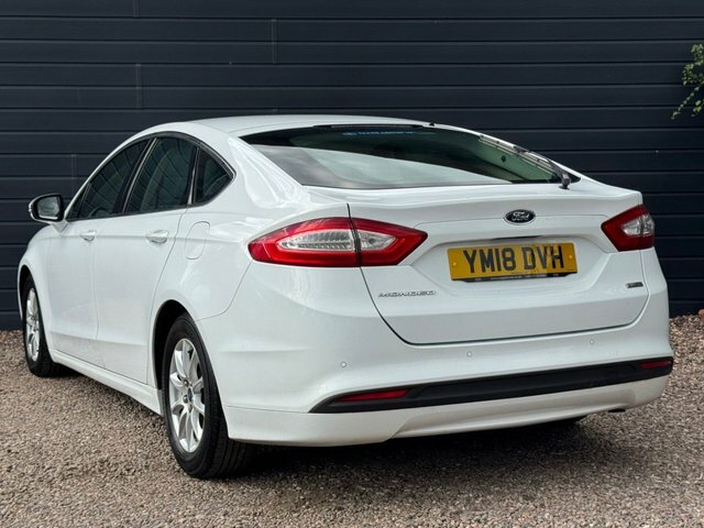 Ford Mondeo Tdci Econetic Zetec White #2