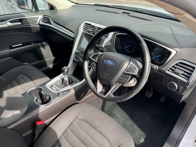 Ford Mondeo Tdci Econetic Zetec White #10