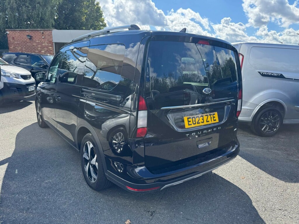 Mitsubishi Shogun Tourneo Connect 2.0 Active Ecoblue 5 Black #2