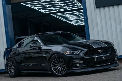 Ford Mustang 5.0 V8 Gt Custom Pack Red #28