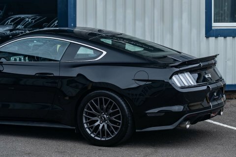 Ford Mustang 5.0 V8 Gt Custom Pack Red #23