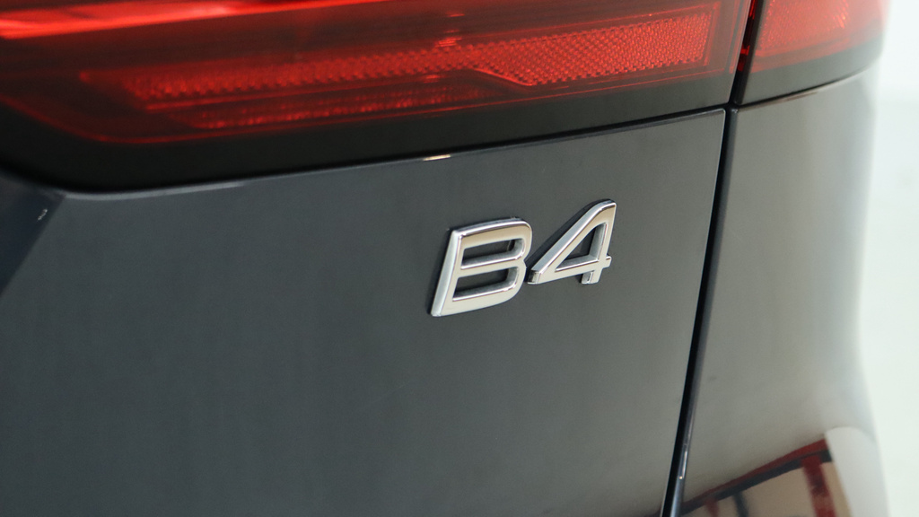 Volvo V90 2.0 B4p Plus Dark Grey #47