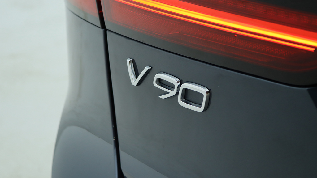 Volvo V90 2.0 B4p Plus Dark Grey #46