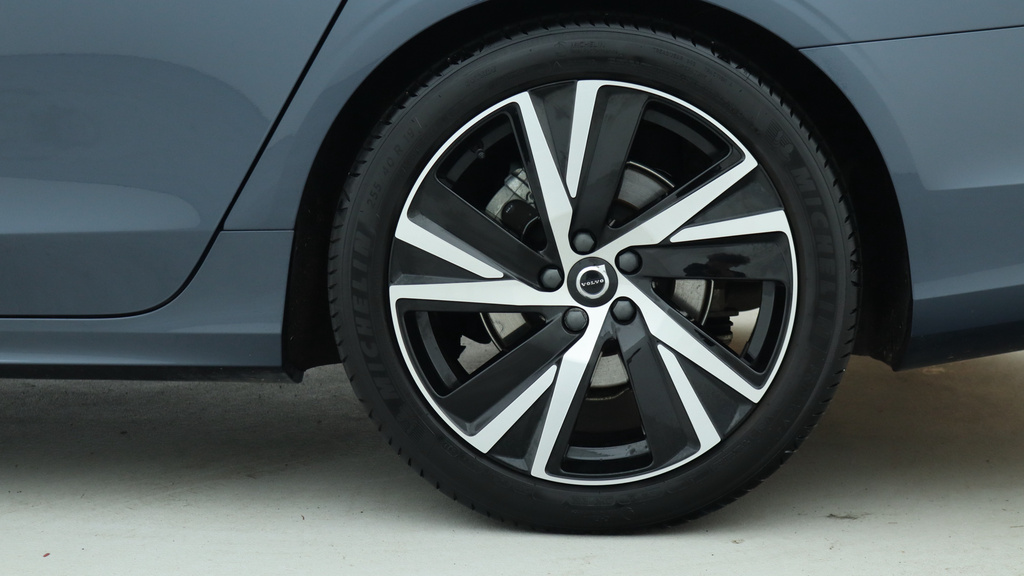Volvo V90 2.0 B4p Plus Dark Grey #9