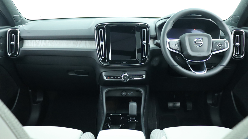 Volvo EX40 Twin Motor Ultra Sunroof, Harmankardon Sound, 36  #5