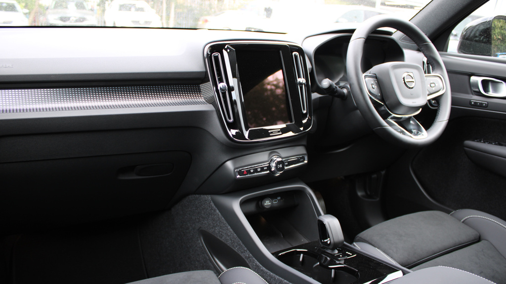 Volvo EX40 Plus, Single Motor Extended Range, Blue #14