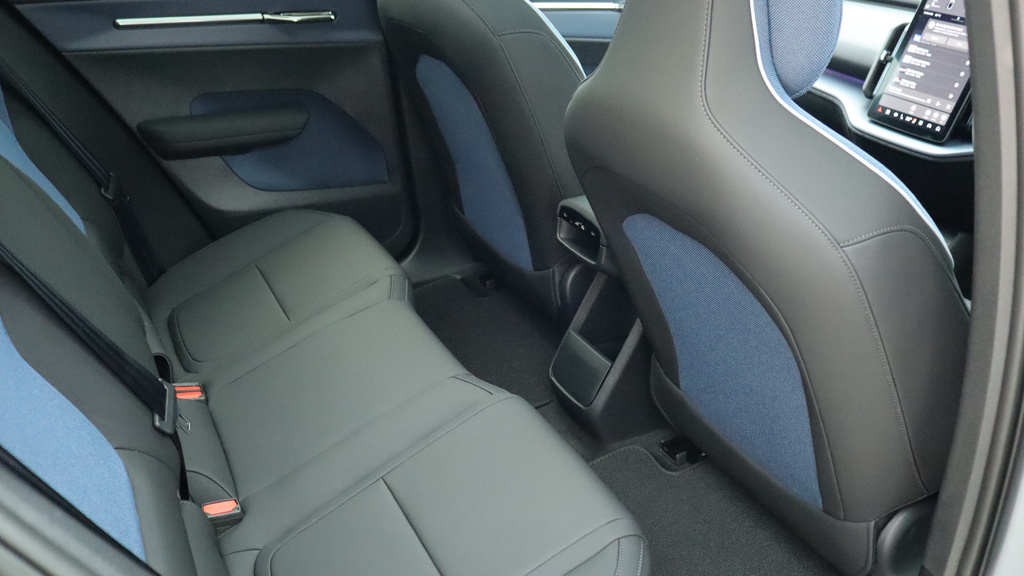 Volvo EX30 P8 Awd Ultra Sunroof, Harmankardon Sound, 360 Ca #6