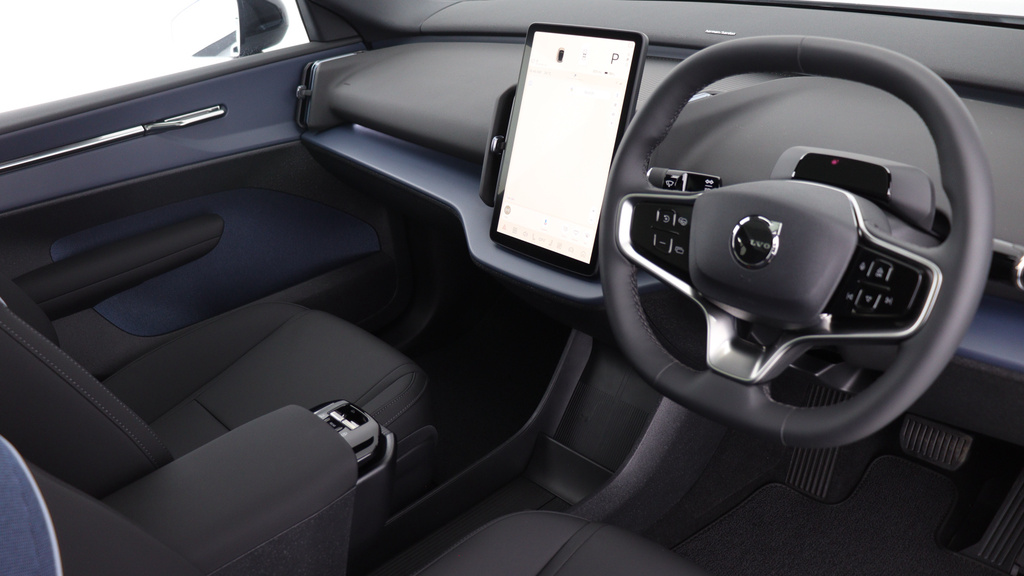 Volvo EX30 P8 Awd Ultra Sunroof, Harmankardon Sound, 360 Ca #4