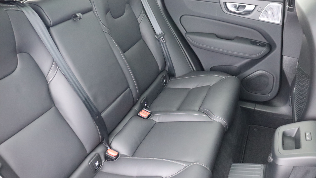 Volvo XC60 T8 Awd Phev Ultra Dark Sunroof, Bowers Wilkins  #6