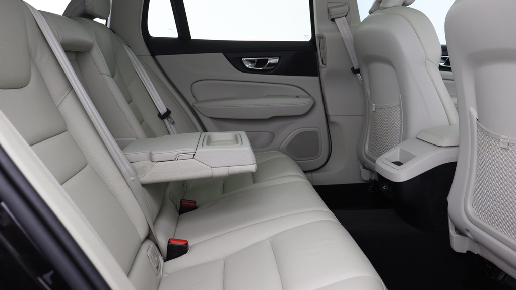 Volvo V60 D4 Inscription Blue #33