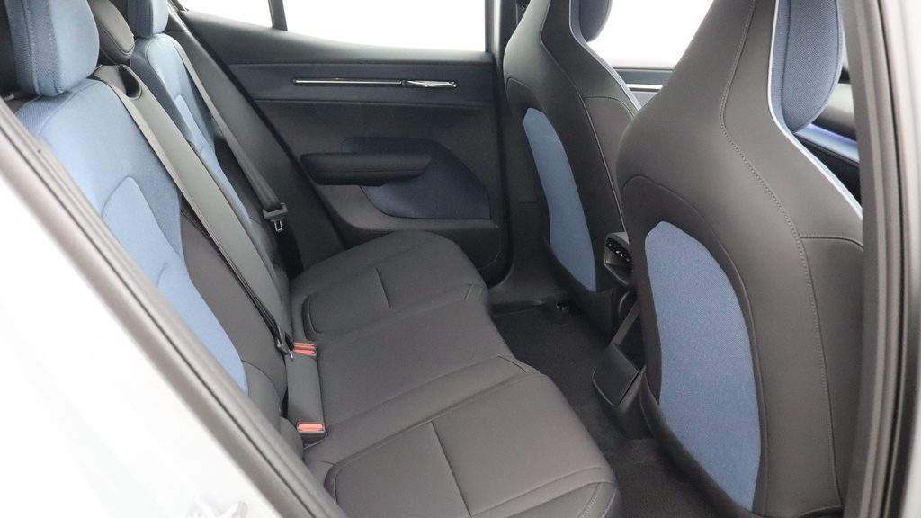 Volvo EX30 Twin Motor Performance Plus Sunroof, Harmankardo #6