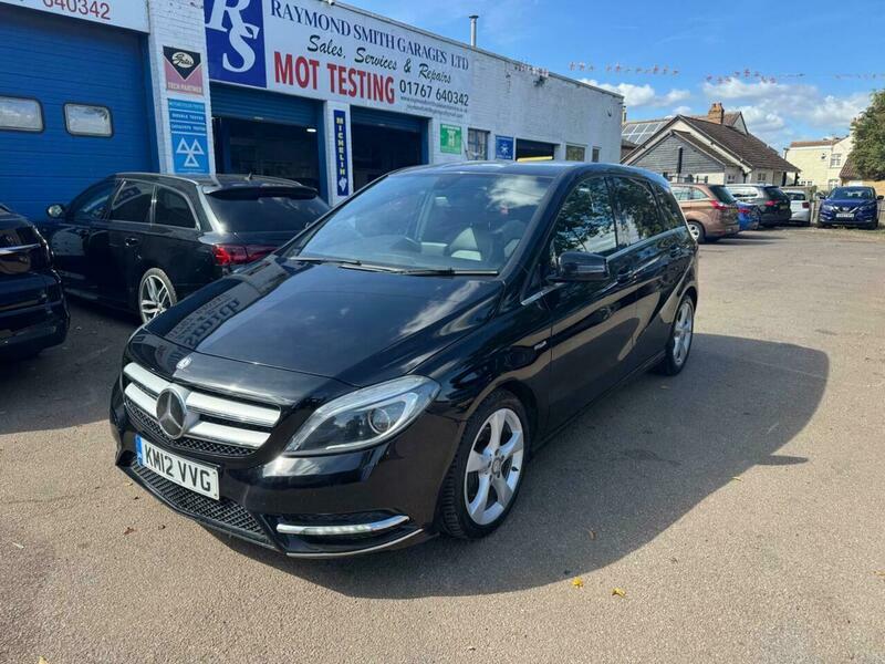 Mercedes-Benz B Class 1.6 B180 Blueefficiency Sport Black