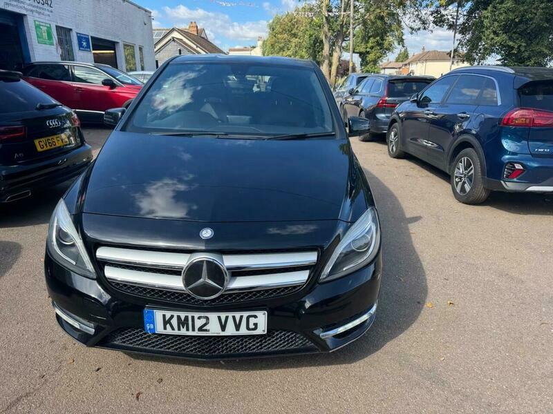 Mercedes-Benz B Class 1.6 B180 Blueefficiency Sport Black #4