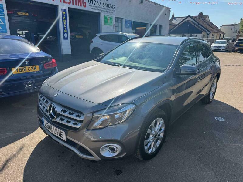 Mercedes-Benz C Class 2.1 Gla200d Se 7G-dct Grey #3