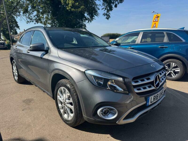 Mercedes-Benz C Class 2.1 Gla200d Se 7G-dct Grey